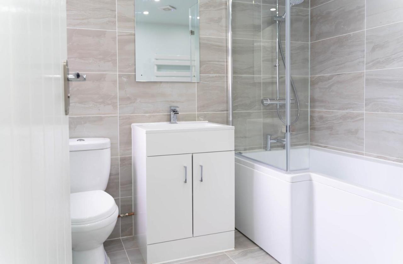 Holiday home Open Mind Property - 6 Luxury Bedrooms With Free Parking Portsmouth
