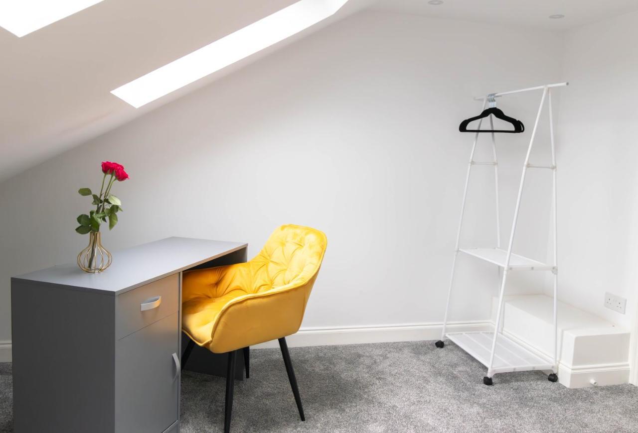 Open Mind Property - 6 Luxury Bedrooms With Free Parking Hébergement de vacances Portsmouth